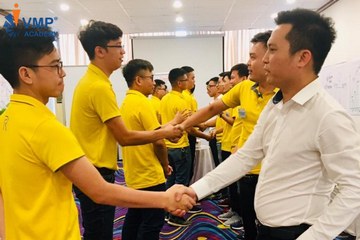Eight-Skill Coaching For Managers