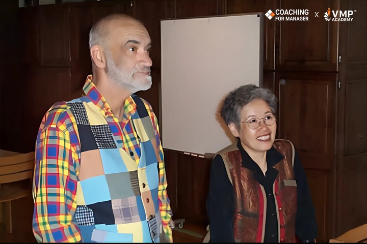 Tác giả của Solution-Focused Coaching: Steve de Shazer, Insoo Kim Berg